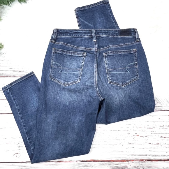 👖|•AMERICAN EAGLE OUTFITTERS•| Vintage Hi-Rise Jeans Size 10👖 - Picture 2 of 8